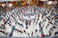  Giới trẻ Hà thành lập kỷ lục flashmob mừng 20/11