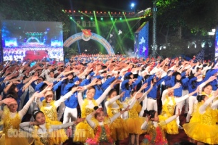 Tưng bừng điểm hẹn Thanh niên - Chào xuân 2014