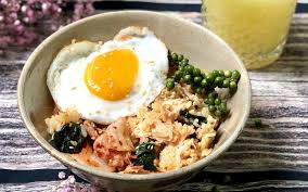 Món cơm Bibimbap nổi tiếng Hàn Quốc hóa ra có thể nấu cực dễ dàng chỉ với 1 chiếc nồi cơm điện