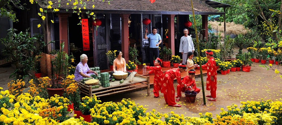 Hạnh phúc về với Tết Hạnh phúc về với Tết