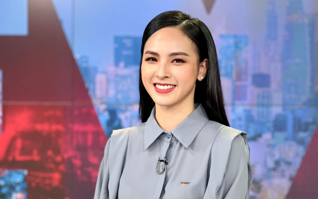 Quỳnh Nga VTV khiến MC người Malaysia “đứng hình” khi cùng dẫn chung kết Hoa hậu Du lịch Quốc tế 2022