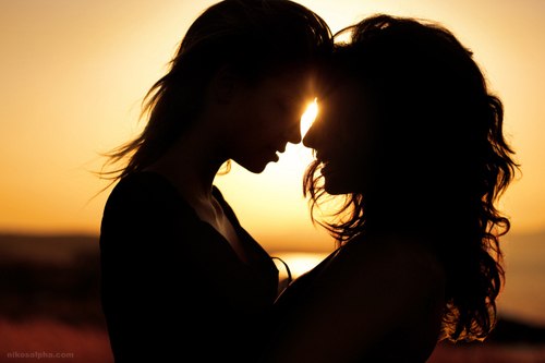 Sapiosexual là gì? Bạn có xu hướng thích người thông minh?